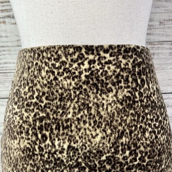 Talbots Skirt size 4 Brown Velvet Cheetah Leopard Straight Pencil Knee Career - Picture 3 of 8